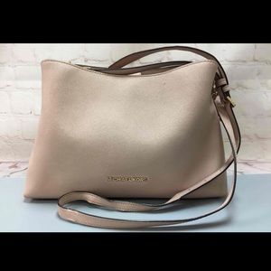 Michael kors Sophia satchel purse